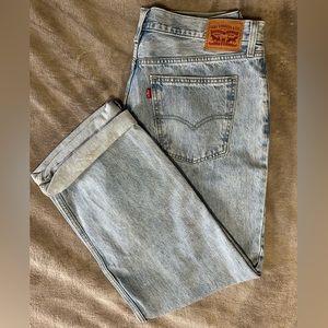 Levi’s jeans size 32
